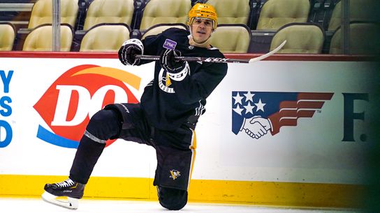 Practice report: Malkin doesn't take line rushes, DeSmith day-to-day taken at PPG Paints Arena (Penguins)